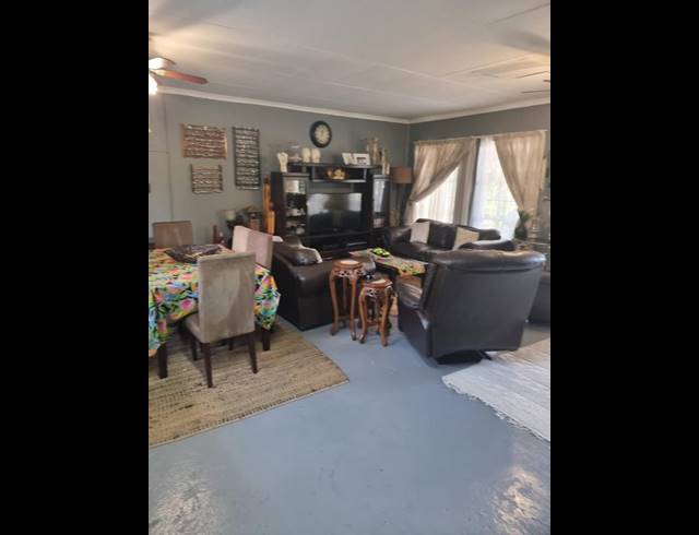 4 BEDROOM HOUSE FOR SALE IN VANDERBIJLPARK SW 5